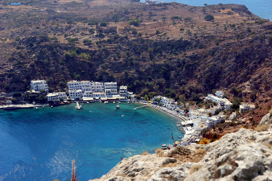 Loutro gyvenvietė ir pietinė Kretos pakrantė
