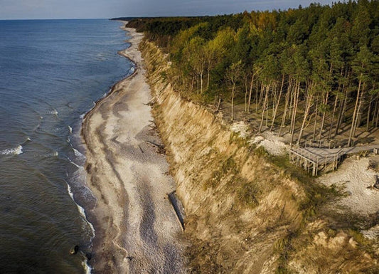 Olando Kepurės skardis ir akmenuota Baltijos pakrantė