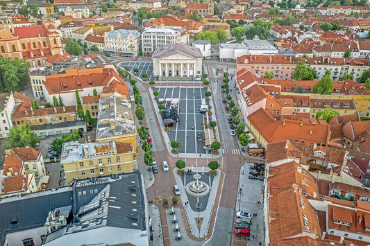 Vilniaus Rotušės aikštė ir senamiesčio pastatai